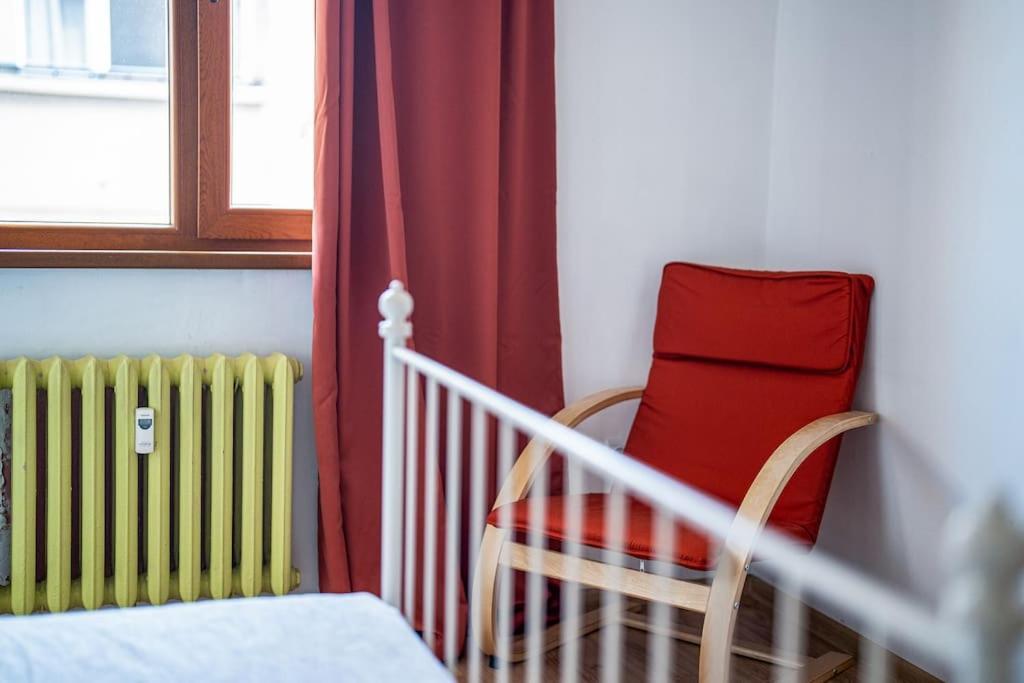 Central Apartment 2Bd Next To Vitosha Bul. Sofia Exteriör bild
